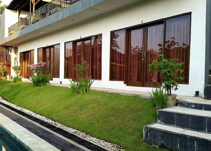 Bombora Surf Camp Uluwatu
